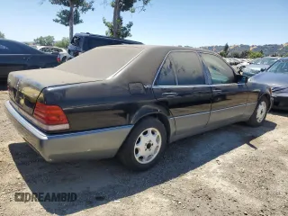 1992 Mercedes-Benz S 320 z VIN WDBGA32E5NA018970, wystawiony jako Copart lot #62782204 z przebiegiem 135 854 mil mil oraz Czysty tytuł • Clean title. Historia ofert i sprzedaży dostępna na DreamBid. Obrazek 3.
