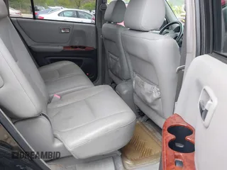 2004 Toyota Highlander z VIN JTEEP21A940013609, wystawiony jako IAAI lot #42303547 z przebiegiem 508 196 mil mil oraz . Historia ofert i sprzedaży dostępna na DreamBid. Obrazek 8.
