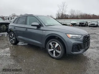 2023 Audi Q5 S line Prestige with VIN WA1FAAFY9P2143337, listed as a Copart auction lot 47978705 with 25,622 mi miles and Salvage Title. Bid and sale history available at carsss.com. Image 4.