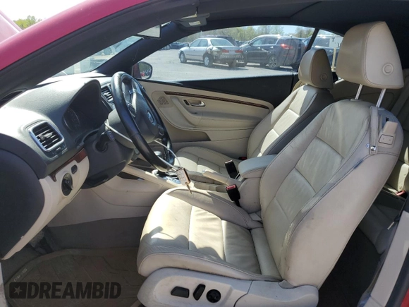 2011 Volkswagen Eos Lux с VIN WVWFA7AH5BV002336, выставлен на аукционе Copart как лот 55287125 с пробегом 95 124 миль миль и Списание • Salvage title. История ставок и продаж доступна на DreamBid. Изображение 7.