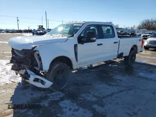 2024 Ford Super Duty F-250 SRW XL with VIN 1FT8W2BA6RED50333, listed as a Copart auction lot 88048865 with 19,521 mi miles and Salvage Title. Bid and sale history available at carsss.com. Image 1.