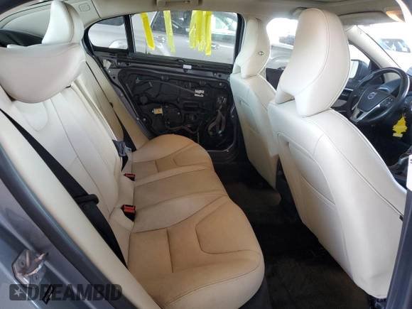 2018 Volvo S60 Inscription z VIN LYV402TK5JB167307, wystawiony jako Copart lot #53399735 z przebiegiem 60 749 mil mil oraz Szkoda całkowita • Salvage title. Historia ofert i sprzedaży dostępna na DreamBid. Obrazek 10.