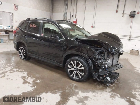 2024 Subaru Forester Limited with VIN JF2SKALC4RH441399, listed as a IAAI auction lot 41009860 with 6,101 mi miles. Bid and sale history available at carsss.com. Image 1.