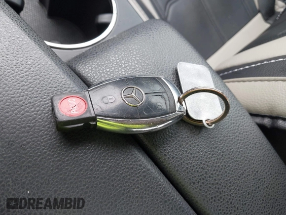 2008 Mercedes-Benz C 300 Sport с VIN WDDGF54X88F082138, выставлен на аукционе IAAI как лот 42446366 с пробегом 176 731 миль миль и . История ставок и продаж доступна на DreamBid. Изображение 11.