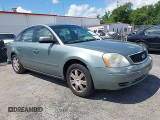 2005 Ford Five Hundred SE z VIN 1FAFP23125G126984, wystawiony jako IAAI lot #42123437 z przebiegiem Nie podano mil oraz . Historia ofert i sprzedaży dostępna na DreamBid. Obrazek 1.