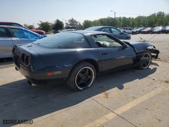 1992 Chevrolet Corvette with VIN 1G1YY23P4N5105420, listed as a Copart auction lot 65811234 with 0 mi miles and Salvage Title. Bid and sale history available at carsss.com. Image 3.