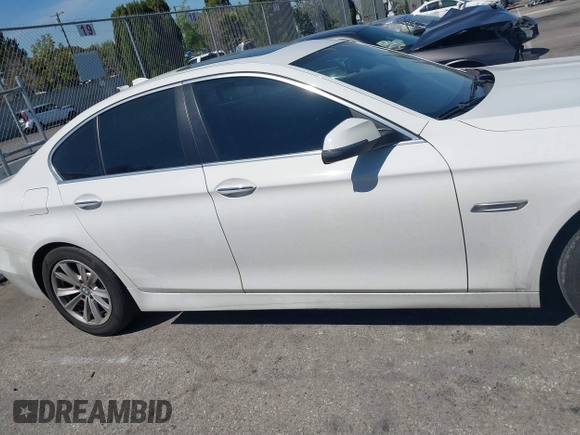 2014 BMW 5 Series 528i with VIN WBA5A5C55ED500014, listed as a IAAI auction lot 41835309 with 114,436 mi miles and . Bid and sale history available at DreamBid. Image 13.