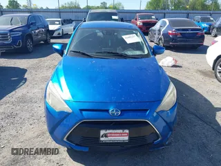 2016 Scion iA z VIN 3MYDLBZV9GY114065, wystawiony jako IAAI lot #42002937 z przebiegiem 187 582 mil mil oraz . Historia ofert i sprzedaży dostępna na DreamBid. Obrazek 11.