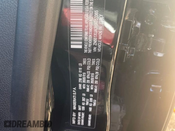 2017 Maserati Levante z VIN ZN661XUA3HX253365, wystawiony jako Copart lot #49140265 z przebiegiem 59 626 mil mil oraz Szkoda całkowita • Salvage title. Historia ofert i sprzedaży dostępna na DreamBid. Obrazek 10.