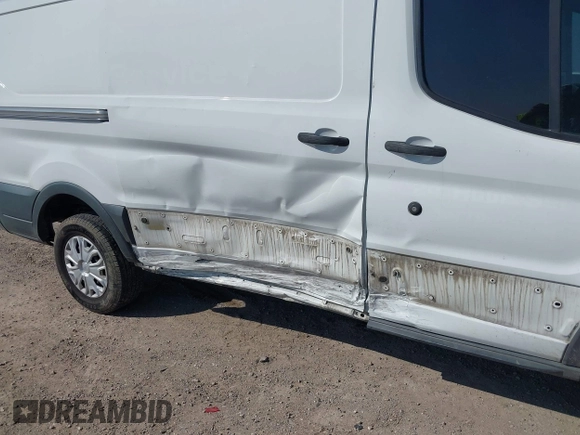 2016 Ford Transit Cargo z VIN 1FTYR1YMXGKB54607, wystawiony jako IAAI lot #41521237 z przebiegiem 195 851 mil mil oraz . Historia ofert i sprzedaży dostępna na DreamBid. Obrazek 6.