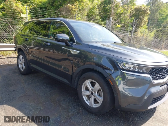 2021 Kia Sorento LX z VIN 5XYRG4LC5MG051378, wystawiony jako IAAI lot #42074038 z przebiegiem 101 678 mil mil oraz . Historia ofert i sprzedaży dostępna na DreamBid. Obrazek 6.