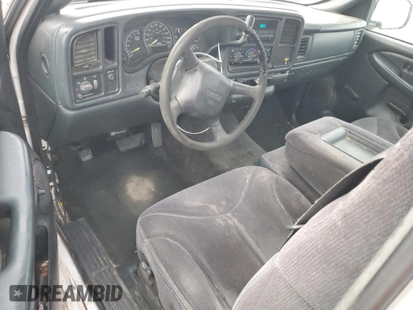 1999 GMC New Sierra 1500 SL with VIN 1GTEC14V0XE515294, listed as a Copart auction lot 83697634 with 0 mi miles and Salvage Title. Bid and sale history available at carsss.com. Image 8.