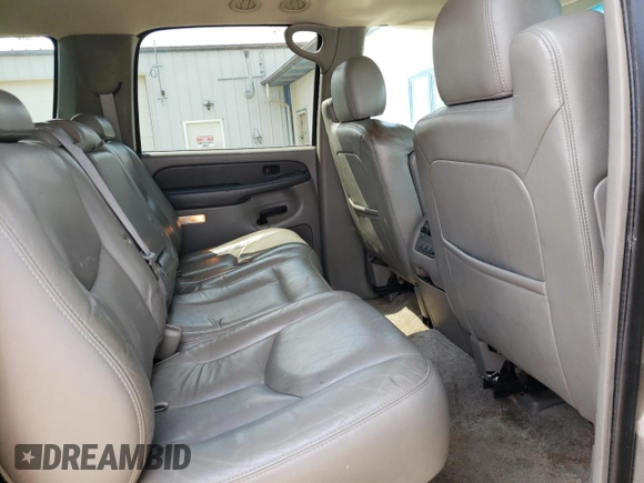 2003 Chevrolet Suburban Z71 with VIN 3GNFK16Z33G268595, listed as a Copart auction lot 66014724 with 297,782 mi miles and Salvage Title. Bid and sale history available at carsss.com. Image 11.
