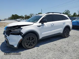 2022 Kia Sorento X-Line S with VIN 5XYRLDLC5NG121703, listed as a Copart auction lot 52483455 with 29,824 mi miles and Salvage Title. Bid and sale history available at carsss.com. Image 1.