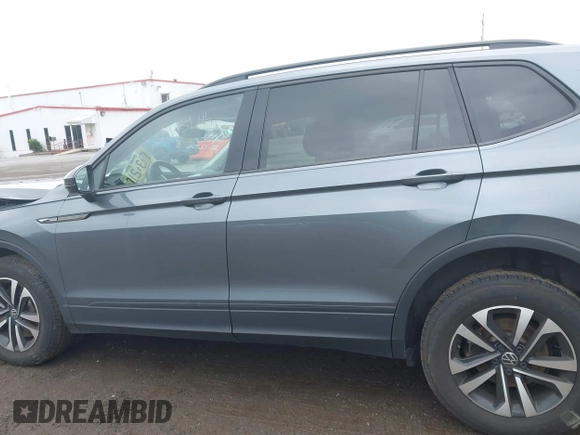 2024 Volkswagen Tiguan S with VIN 3VVFB7AX9RM041943, listed as a IAAI auction lot 42302830 with 29,844 mi miles and . Bid and sale history available at DreamBid. Image 14.