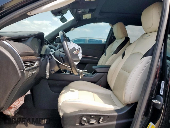 2020 Cadillac XT4 FWD Sport z VIN 1GYFZER47LF146488, wystawiony jako Copart lot #53174175 z przebiegiem 66 820 mil mil oraz Szkoda całkowita • Salvage title. Historia ofert i sprzedaży dostępna na DreamBid. Obrazek 7.