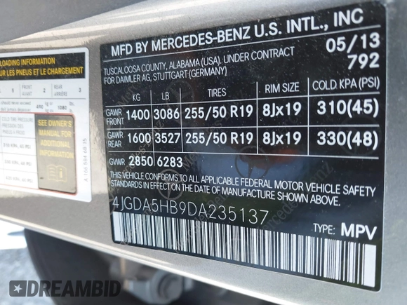2013 Mercedes-Benz M ML 350 with VIN 4JGDA5HB9DA235137, listed as a IAAI auction lot 42018748 with 140,837 mi miles. Bid and sale history available at carsss.com. Image 9.