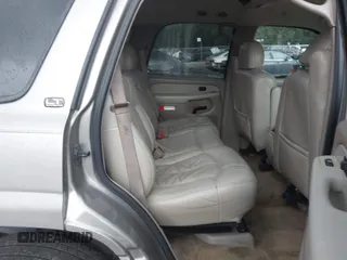 2002 Chevrolet Tahoe LT with VIN 1GNEC13Z62J233110, listed as a IAAI auction lot 42460607 with 329,196 mi miles and . Bid and sale history available at DreamBid. Image 8.