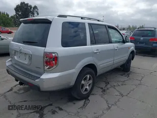 2006 Honda Pilot EX-L with VIN 2HKYF186X6H554433, listed as a IAAI auction lot 42111274 with 212,610 mi miles and . Bid and sale history available at carsss.com. Image 4.