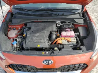 2021 Kia Niro Touring with VIN KNDCC3LC7M5463144, listed as a Copart auction lot 80680704 with 53,290 mi miles and Non Repairable. Bid and sale history available at carsss.com. Image 11.
