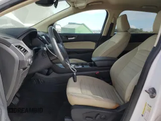 2020 Ford Edge SE z VIN 2FMPK3G98LBB42724, wystawiony jako Copart lot #49602455 z przebiegiem Nie podano mil oraz Nie do naprawy • Non repairable. Historia ofert i sprzedaży dostępna na DreamBid. Obrazek 7.