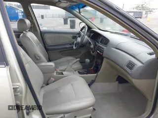 1998 Nissan Altima XE with VIN 1N4DL01D9WC110391, listed as a IAAI auction lot 41085735 with 100,322 mi miles. Bid and sale history available at carsss.com. Image 5.