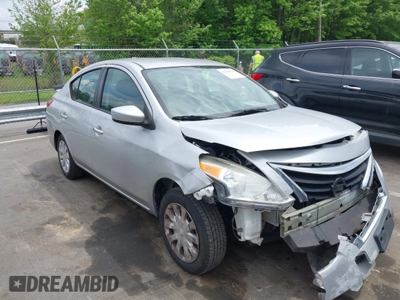 2019 Nissan Versa SV z VIN 3N1CN7AP7KL832771, wystawiony jako IAAI lot #42124711 z przebiegiem 160 856 mil mil oraz . Historia ofert i sprzedaży dostępna na DreamBid. Obrazek 1.