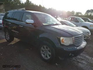 2007 Chrysler Aspen Limited with VIN 1A8HX58P97F504043, listed as a IAAI auction lot 41263782 with 366,605 mi miles. Bid and sale history available at carsss.com. Image 1.