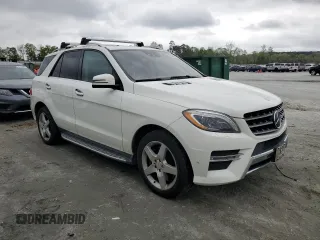 2013 Mercedes-Benz M 550 z VIN 4JGDA7DB2DA219296, wystawiony jako Copart lot #52694705 z przebiegiem 145 256 mil mil oraz Tytuł czysty. Historia ofert i sprzedaży dostępna na DreamBid. Obrazek 4.