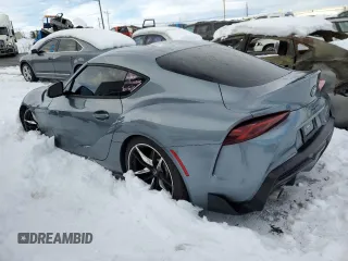 2022 Toyota Supra 3.0 z VIN WZ1DB0C02NW048046, wystawiony jako Copart lot #72887862 z przebiegiem 13 037 mil mil oraz . Historia ofert i sprzedaży dostępna na DreamBid. Obrazek 2.