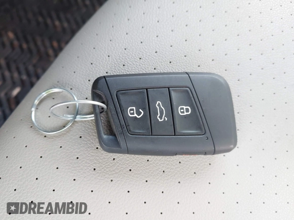2019 Volkswagen Atlas SE с VIN 1V2LR2CA7KC602431, выставлен на аукционе IAAI как лот 41462436 с пробегом 66 186 миль миль и . История ставок и продаж доступна на DreamBid. Изображение 11.