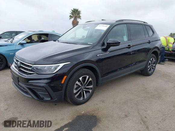 2024 Volkswagen Tiguan S with VIN 3VVRB7AX1RM175360, listed as a IAAI auction lot 42196560 with 5,133 mi miles and . Bid and sale history available at DreamBid. Image 17.