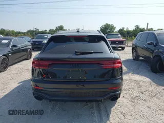 2024 Audi RS Q8 z VIN WU1ARBF15RD005841, wystawiony jako IAAI lot #42187837 z przebiegiem 8 379 mil mil oraz . Historia ofert i sprzedaży dostępna na DreamBid. Obrazek 17.