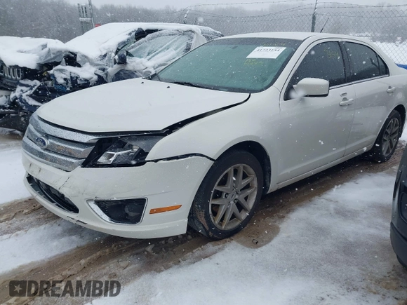 2011 Ford Fusion SEL with VIN 3FAHP0JA9BR156360, listed as a IAAI auction lot 41723154 with 189,984 mi miles. Bid and sale history available at carsss.com. Image 2.