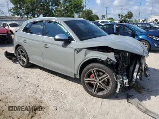 2019 Audi SQ5 with VIN WA1C4BFY9K2140267, listed as a Copart auction lot 71915064 with Not Provided miles and Non Repairable. Bid and sale history available at DreamBid. Image 4.