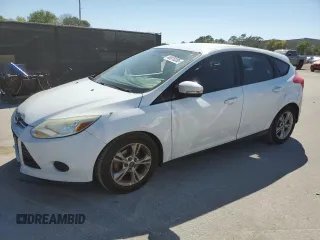 2014 Ford Focus SE with VIN 1FADP3K24EL447925, listed as a Copart auction lot 48676385 with 128,650 mi miles and Salvage Title. Bid and sale history available at carsss.com. Image 1.