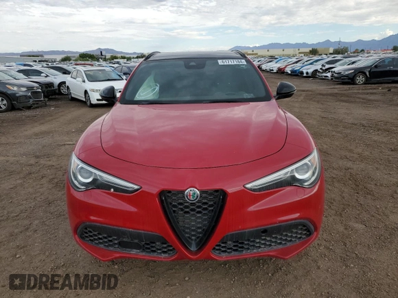 2022 Alfa Romeo Stelvio Veloce z VIN ZASPAKBNXN7D24109, wystawiony jako Copart lot #61717184 z przebiegiem 9 095 mil mil oraz Szkoda całkowita • Salvage title. Historia ofert i sprzedaży dostępna na DreamBid. Obrazek 5.