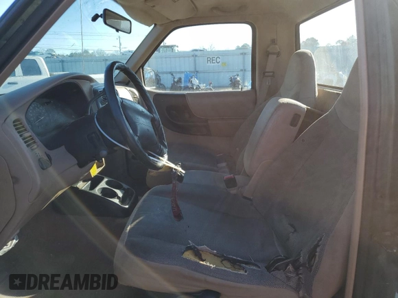 2000 Ford Ranger XL with VIN 1FTYR10V2YPA68278, listed as a Copart auction lot 46210825 with 166,183 mi miles and Salvage Title. Bid and sale history available at carsss.com. Image 7.