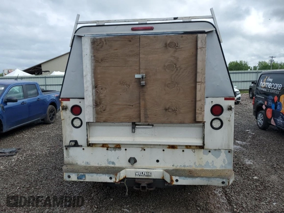 2015 Ford F-250 with VIN 1FD7W2BT4FEA28231, listed as a Copart auction lot 59860225 with 295,909 mi miles and Clean title. Bid and sale history available at DreamBid. Image 6.