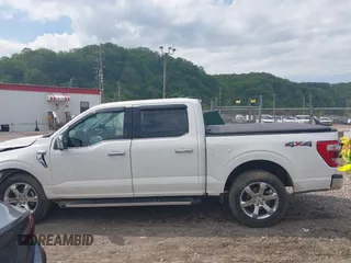 2021 Ford F-150 XL z VIN 1FTFW1E83MFC86409, wystawiony jako IAAI lot #42214031 z przebiegiem 46 247 mil mil oraz . Historia ofert i sprzedaży dostępna na DreamBid. Obrazek 15.
