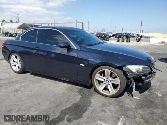 2008 BMW 3 Series 335i z VIN WBAWL73548PX54570, wystawiony jako Copart lot #54993625 z przebiegiem 159 225 mil mil oraz Szkoda całkowita • Salvage title. Historia ofert i sprzedaży dostępna na DreamBid. Obrazek 4.