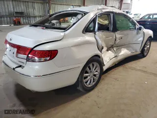 2007 Hyundai Azera SE with VIN KMHFC46F07A237060, listed as a Copart auction lot 70282584 with 135,663 mi miles and Salvage Title. Bid and sale history available at carsss.com. Image 3.