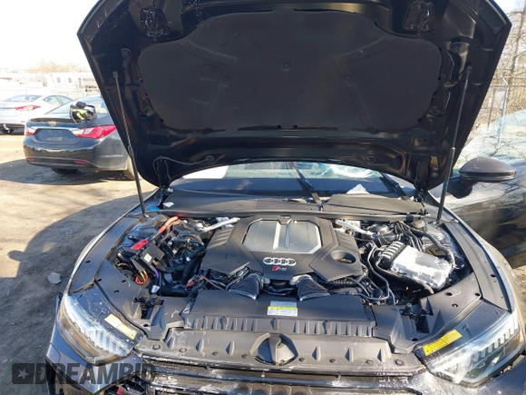 2021 Audi RS 7 z VIN WUAPCBF23MN903930, wystawiony jako IAAI lot #41669778 z przebiegiem 13 175 mil mil oraz . Historia ofert i sprzedaży dostępna na DreamBid. Obrazek 10.