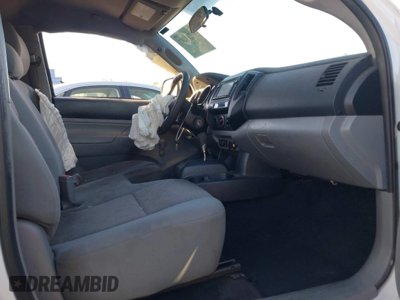 2014 Toyota Tacoma with VIN 5TFNX4CN6EX032823, listed as a IAAI auction lot 41711243 with 141,201 mi miles and . Bid and sale history available at DreamBid. Image 5.