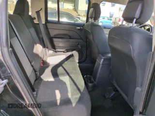 2016 Jeep Patriot Sport with VIN 1C4NJPBB3GD514244, listed as a Copart auction lot 58802295 with 85,863 mi miles and Clean title. Bid and sale history available at DreamBid. Image 10.
