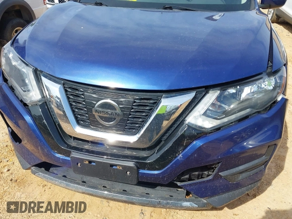 2017 Nissan Rogue SV z VIN 5N1AT2MV0HC841769, wystawiony jako IAAI lot #42295364 z przebiegiem 64 541 mil mil oraz . Historia ofert i sprzedaży dostępna na DreamBid. Obrazek 6.