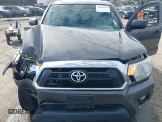 2015 Toyota Tacoma PreRunner z VIN 5TFJX4GN9FX039498, wystawiony jako IAAI lot #41487344 z przebiegiem 135 061 mil mil oraz . Historia ofert i sprzedaży dostępna na DreamBid. Obrazek 10.