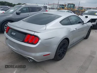 2015 Ford Mustang GT z VIN 1FA6P8CF7F5343510, wystawiony jako IAAI lot #42158946 z przebiegiem 105 319 mil mil oraz . Historia ofert i sprzedaży dostępna na DreamBid. Obrazek 4.