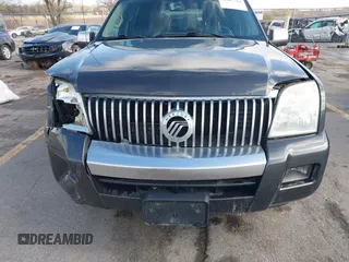 2007 Mercury Mountaineer Premier z VIN 4M2EU48867UJ01519, wystawiony jako IAAI lot #41987784 z przebiegiem 249 668 mil mil oraz . Historia ofert i sprzedaży dostępna na DreamBid. Obrazek 6.