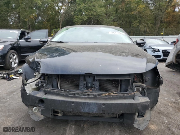 2014 Volkswagen CC R-Line with VIN WVWAN7AN0EE531184, listed as a Copart auction lot 78617334 with 116,809 mi miles and Salvage Title. Bid and sale history available at carsss.com. Image 5.